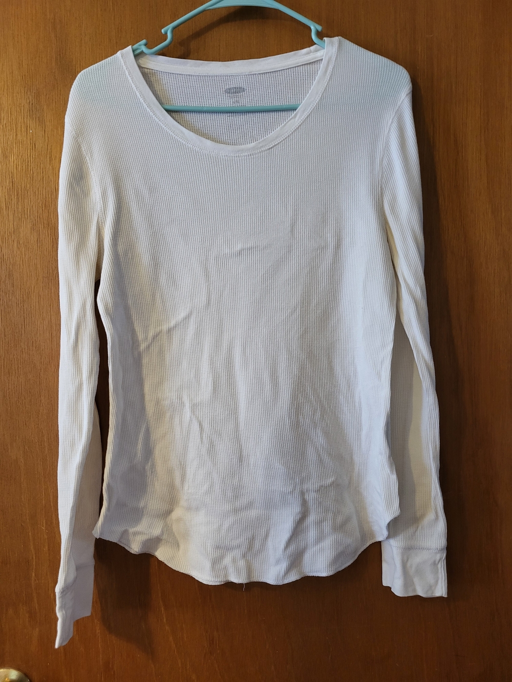 Classic White Long-Sleeve Ribbed Women's Top